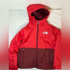 The North Face Teen Boys Vortex Triclimate Two-Tone Red 2 piece Jacket. Size 7/8